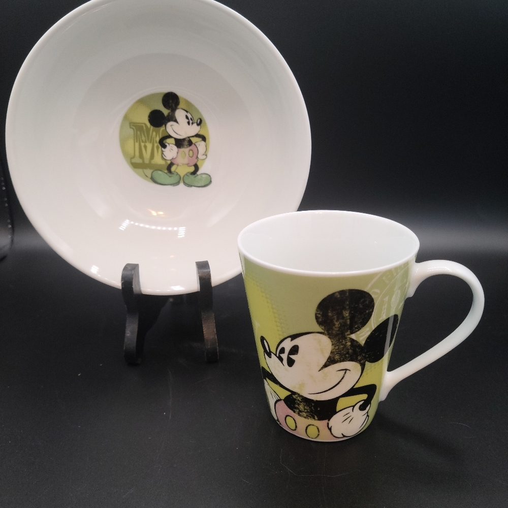 Disney No Finer Friends Since 1928 Mickey Mouse Bowl and Mug Set